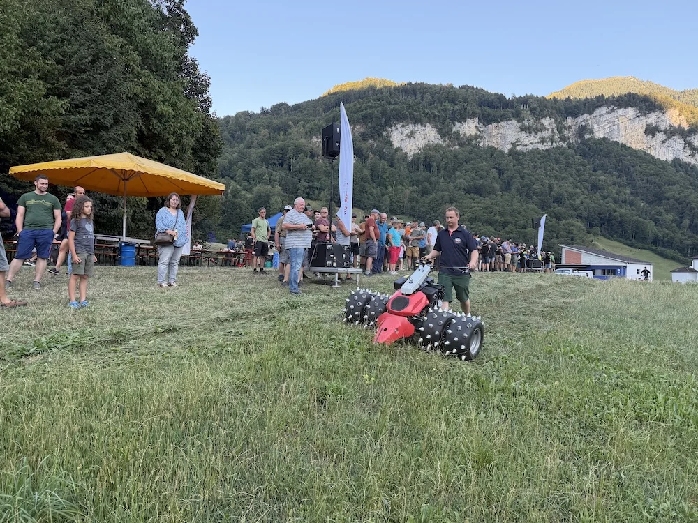 Aebi Feldabend 2026 – Hangmechanisierung live – Bild 2